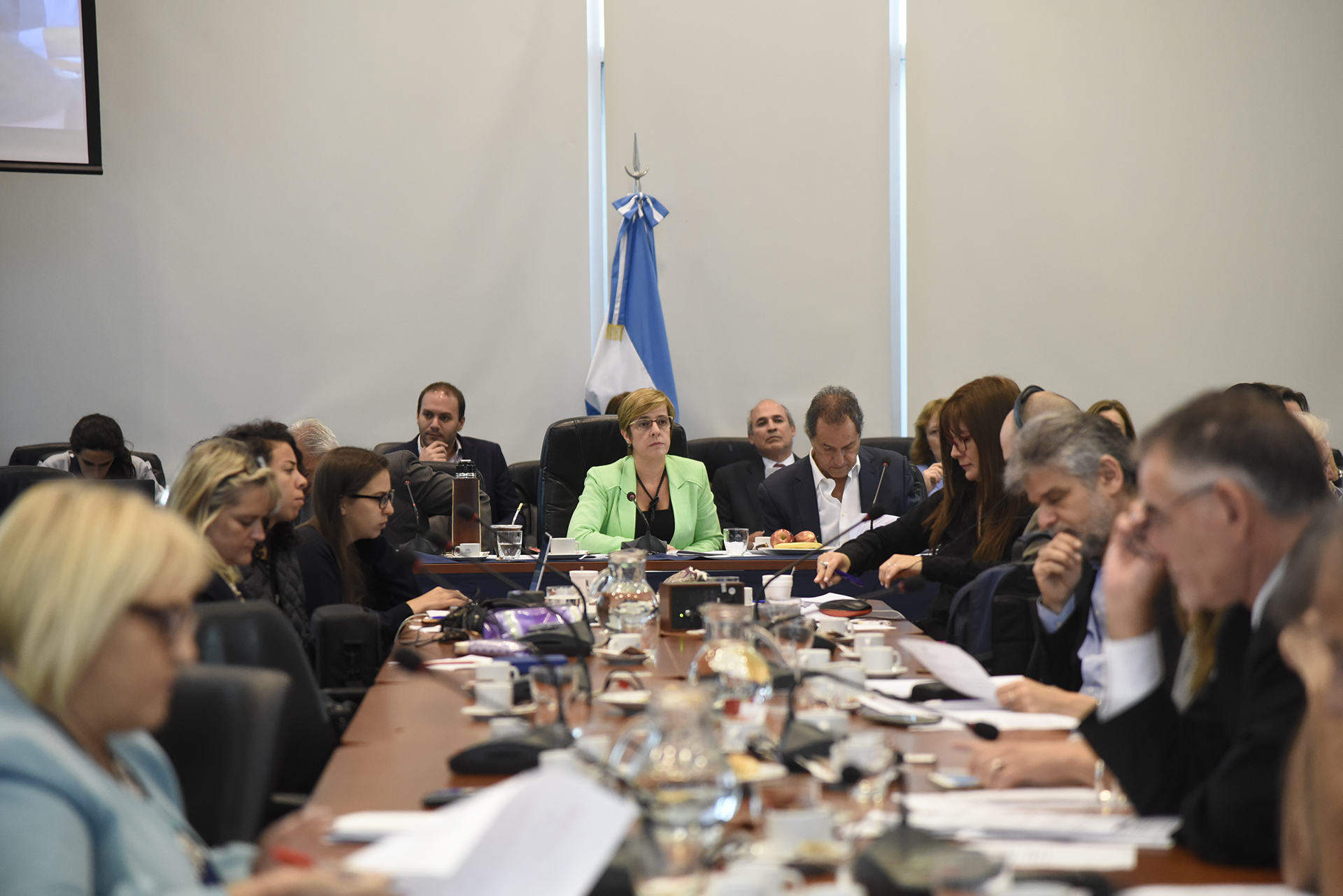 Galeria de imagenes de la noticia BARRABRAVAS: EL PROYECTO TIENE DICTAMEN Y SE TRATARÁ EN EL RECINTO EL 18 DE DICIEMBRE